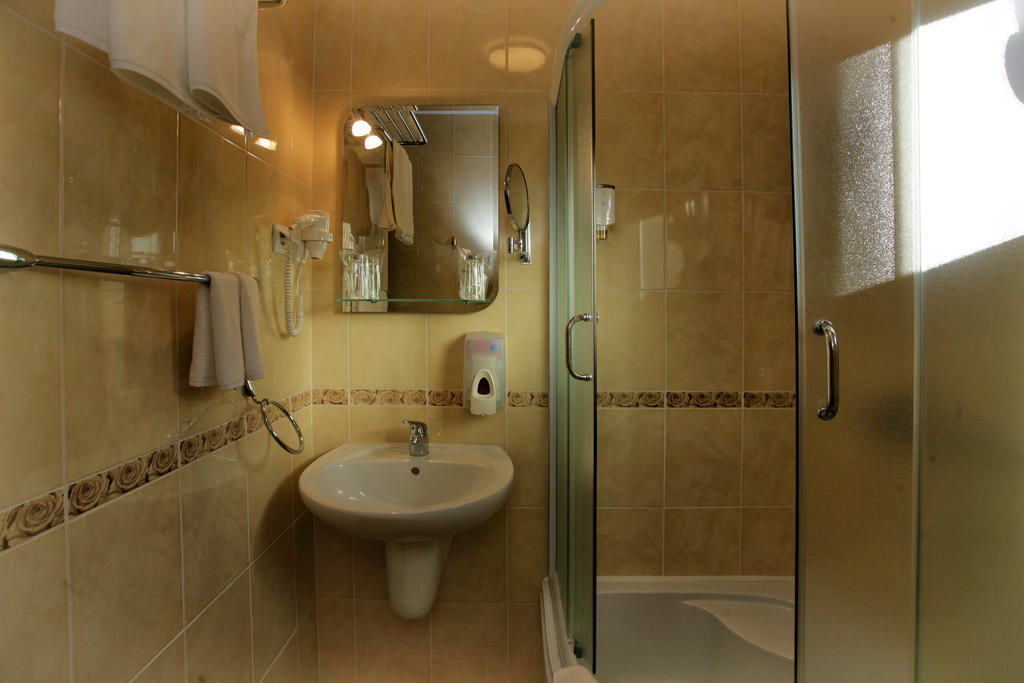 Hotel Ellena Herceg Novi Ruang foto